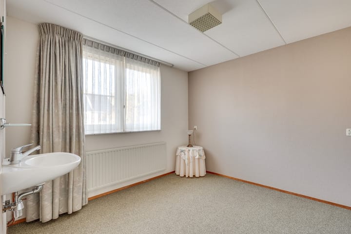 Photo 25 of Rhônelaan 11