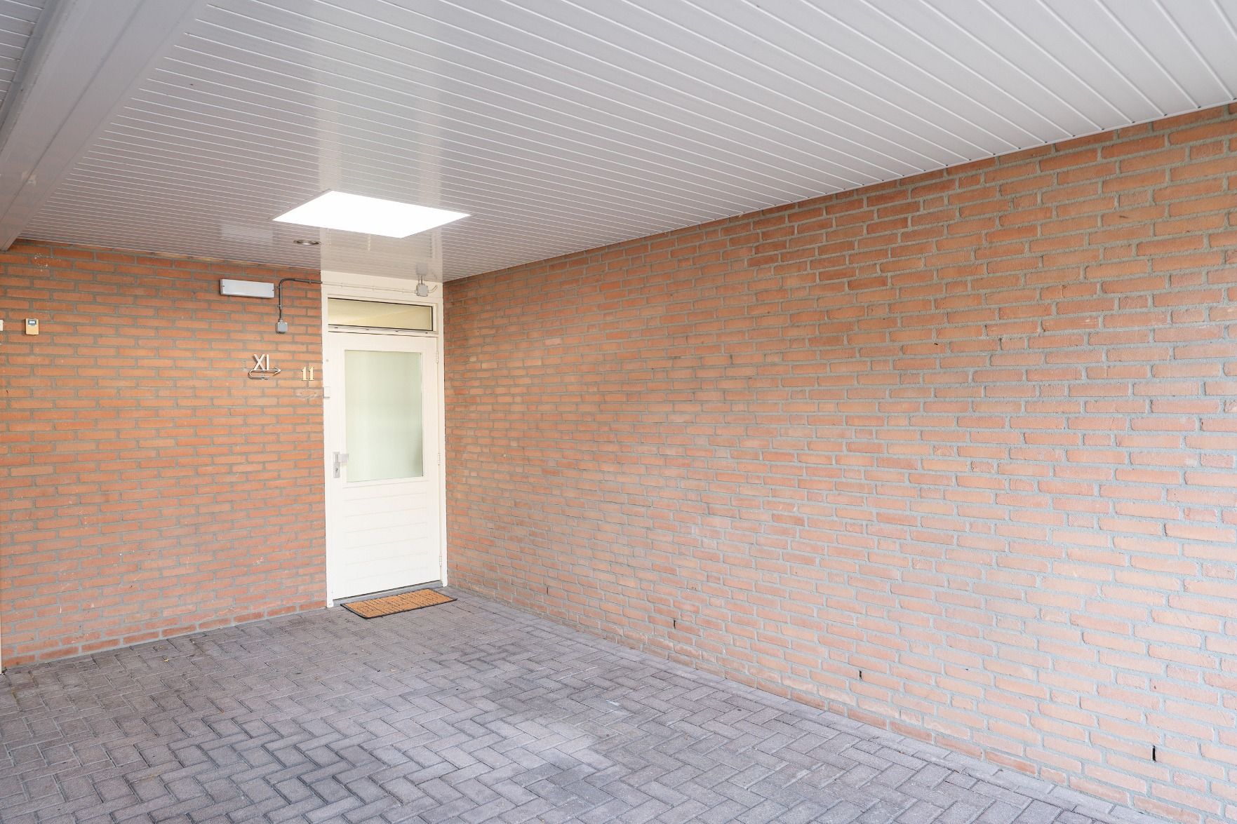 Photo 42 of Rhônelaan 11