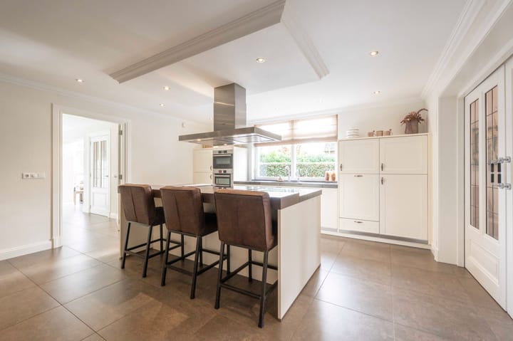 Photo 14 of Onze Lieve Vrouwestraat 138