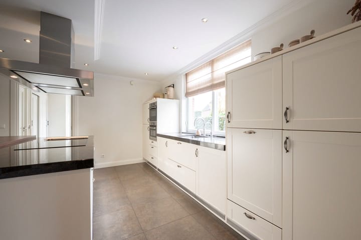 Photo 16 of Onze Lieve Vrouwestraat 138