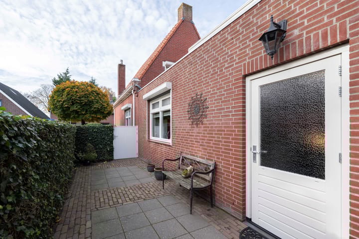 Photo 36 of Onze Lieve Vrouwestraat 138
