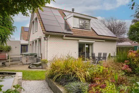 Broek 2 secondary image