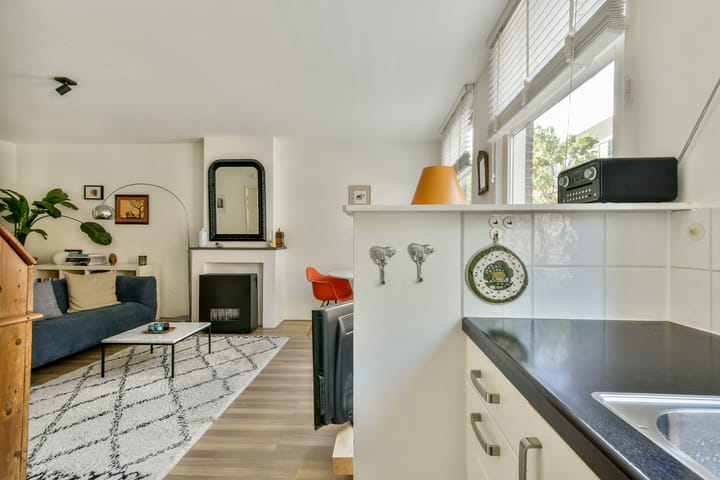 Photo 8 of Overamstelstraat 24-1V