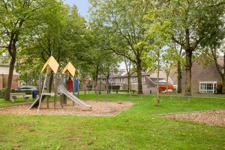 Foto 36 van Terpeborch 5