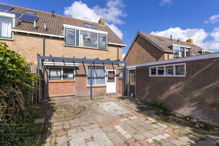 Photo 4 of Albrecht van Beierenstraat 27