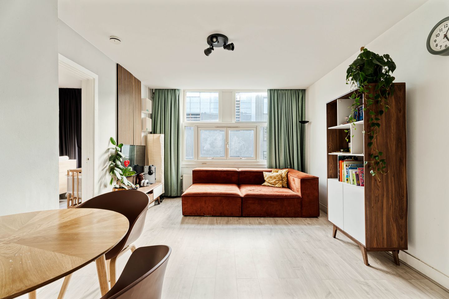 Photo 1 of Bartholomeus Diazstraat 22-2