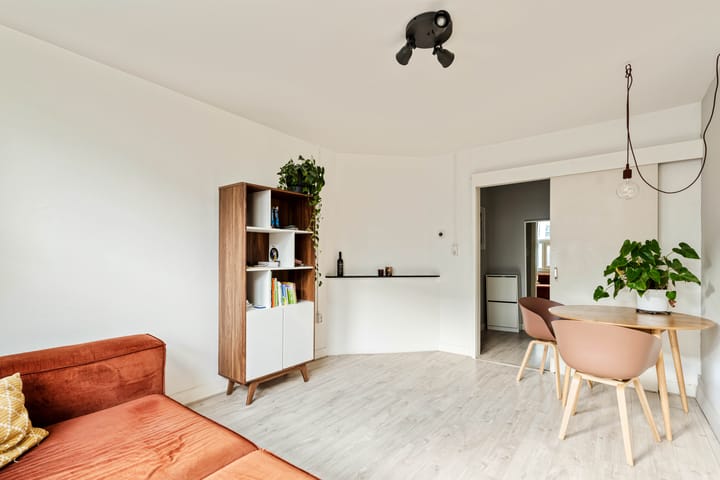 Photo 3 of Bartholomeus Diazstraat 22-2