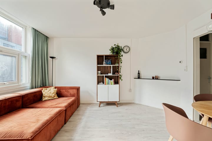 Photo 4 of Bartholomeus Diazstraat 22-2