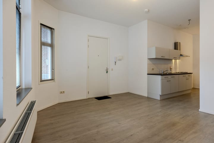 Foto 7 van Telegraafstraat 27-01