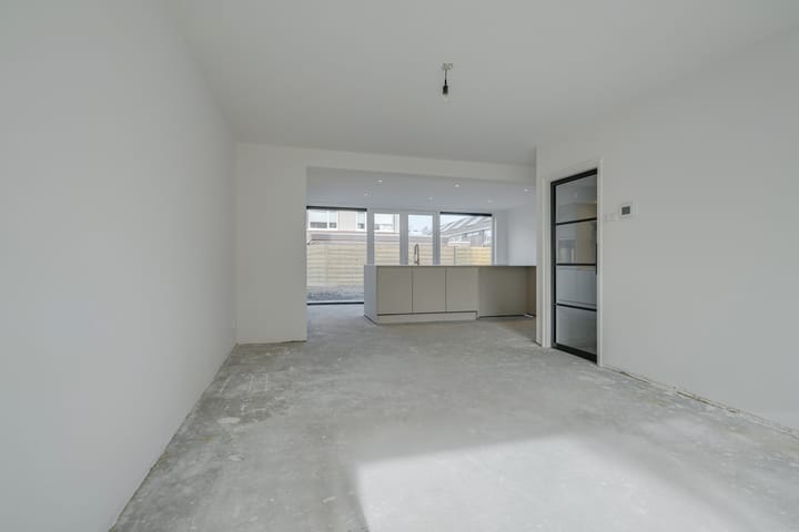 Photo 2 of Weerdestein 71