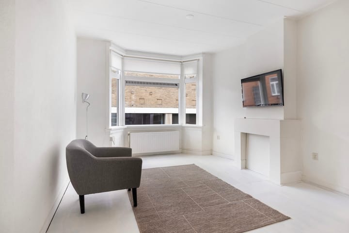 Photo 2 of Raamstraat 42