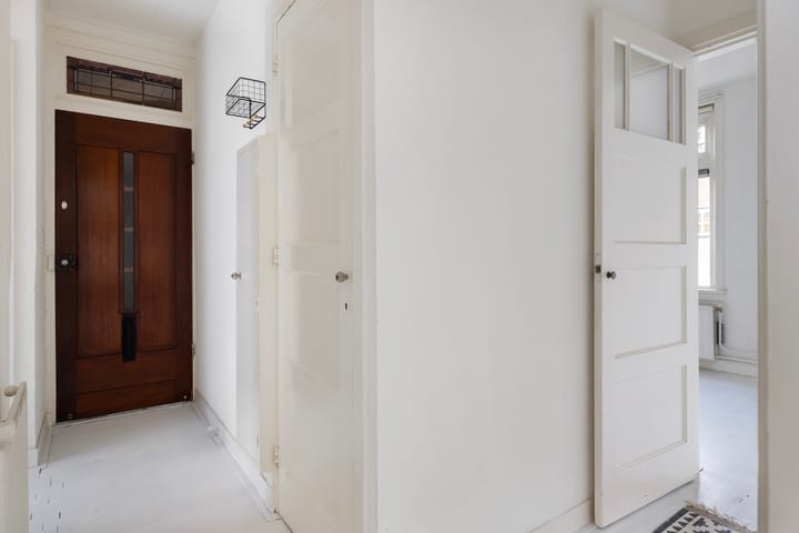 Photo 4 of Raamstraat 42