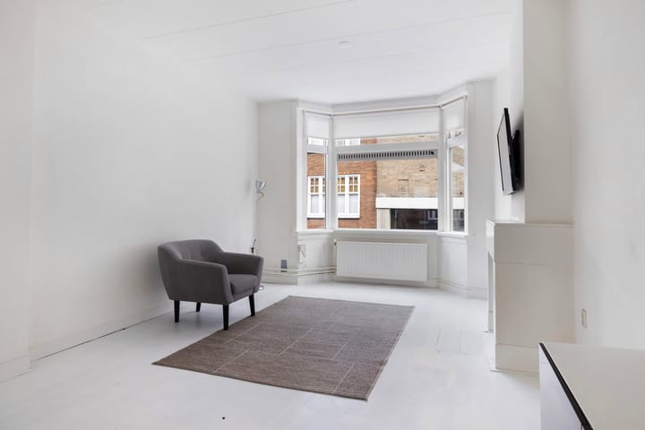 Photo 6 of Raamstraat 42