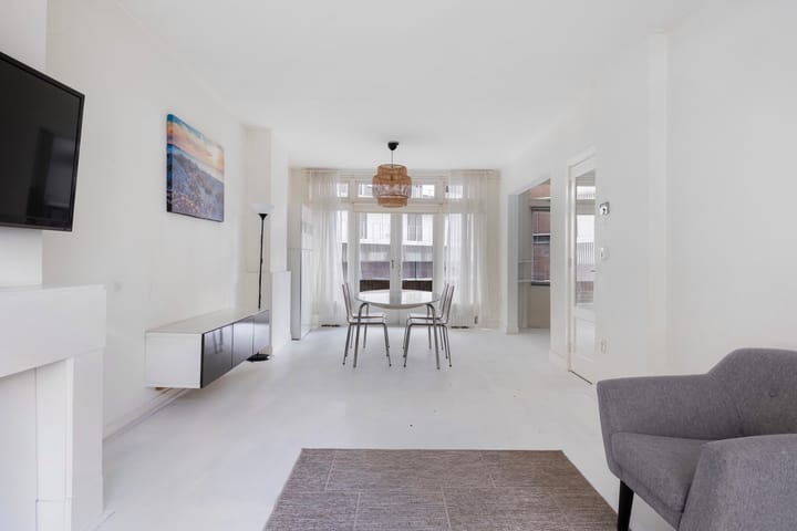 Photo 7 of Raamstraat 42