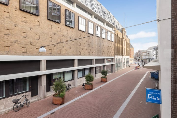 Photo 25 of Raamstraat 42