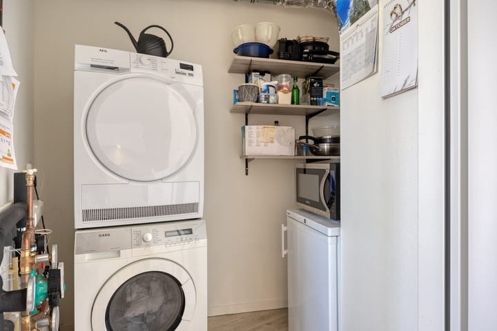 Photo 14 of Litho 61