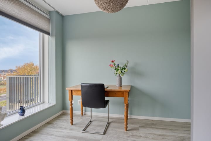 Photo 15 of Litho 61