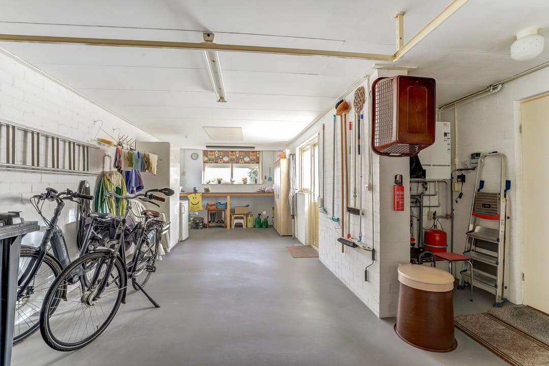 Photo 22 of Frank van Borsselenstraat 39