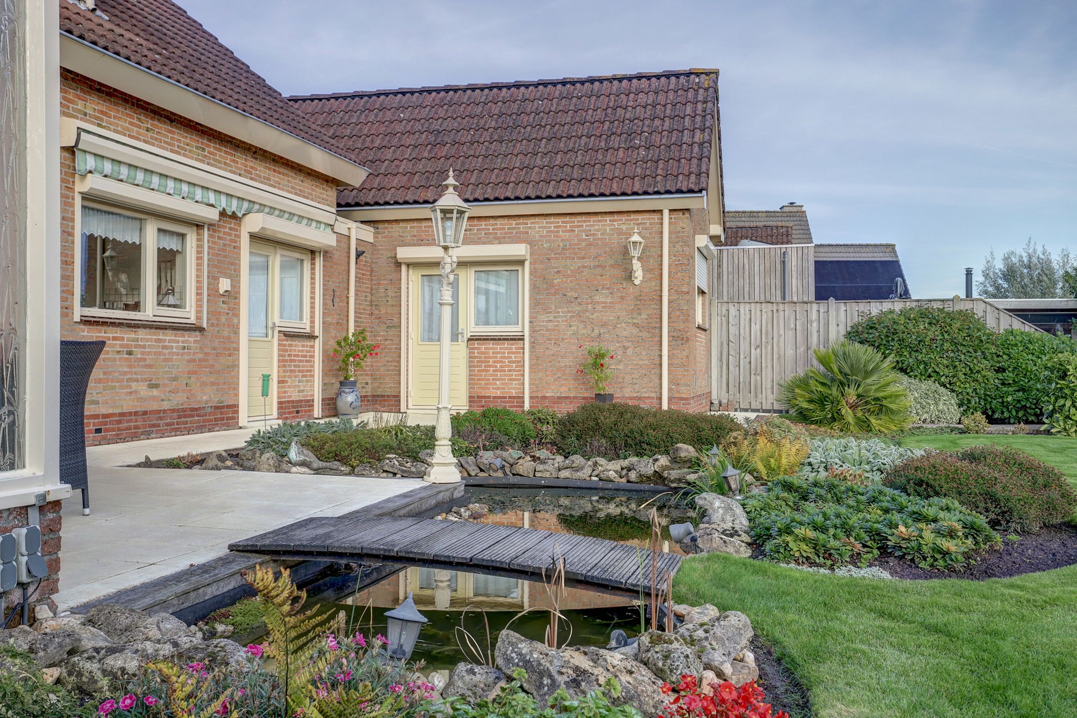 Photo 36 of Frank van Borsselenstraat 39