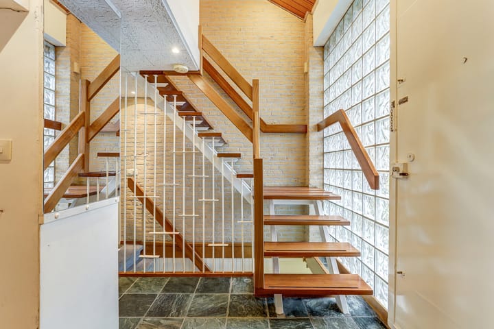 Foto 15 van Looierstraat 25