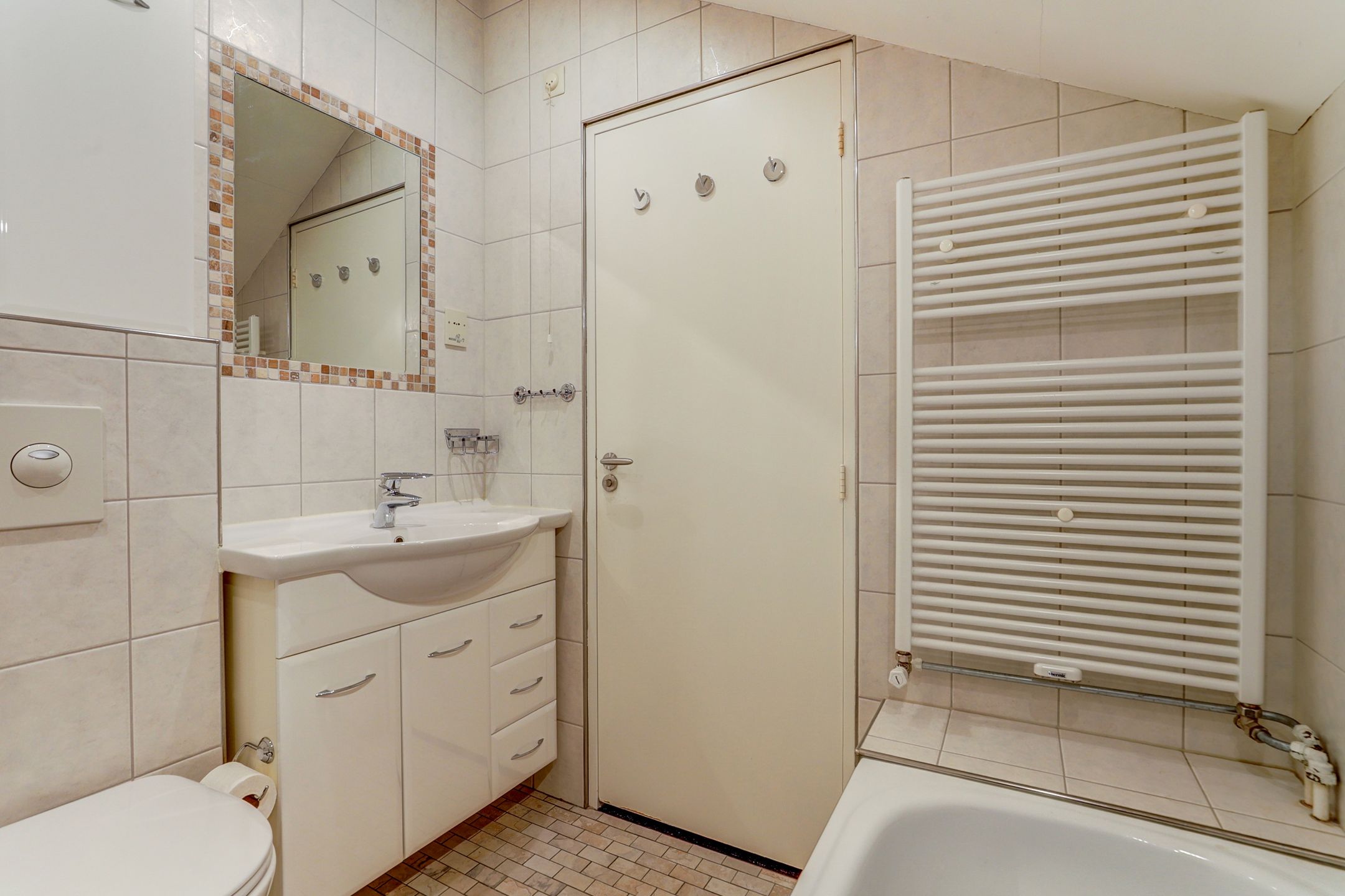 Foto 24 van Looierstraat 25