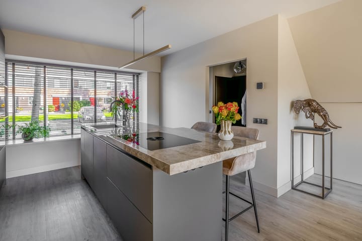 Foto 15 van Van Beethovenlaan 42