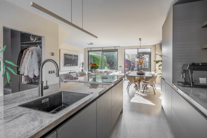 Foto 16 van Van Beethovenlaan 42