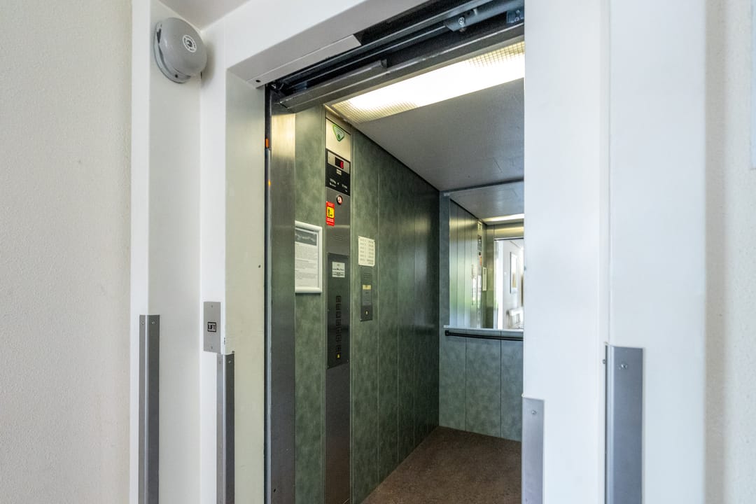 Photo 22 of Ravellaan 242