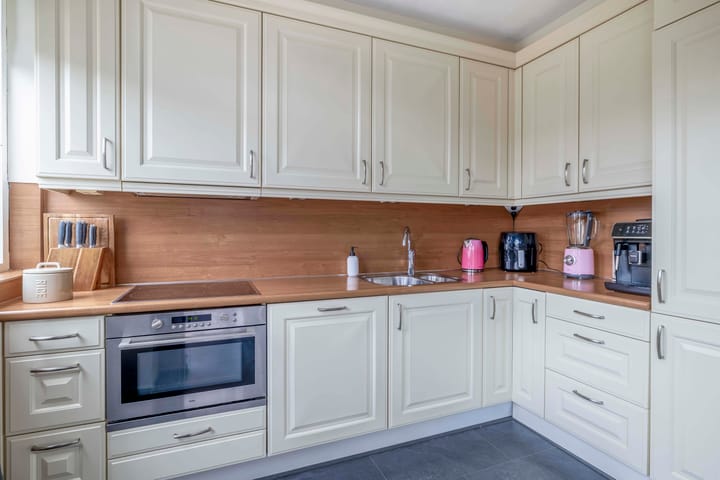 Photo 3 of Mr G Groen van Prinstererlaan 11