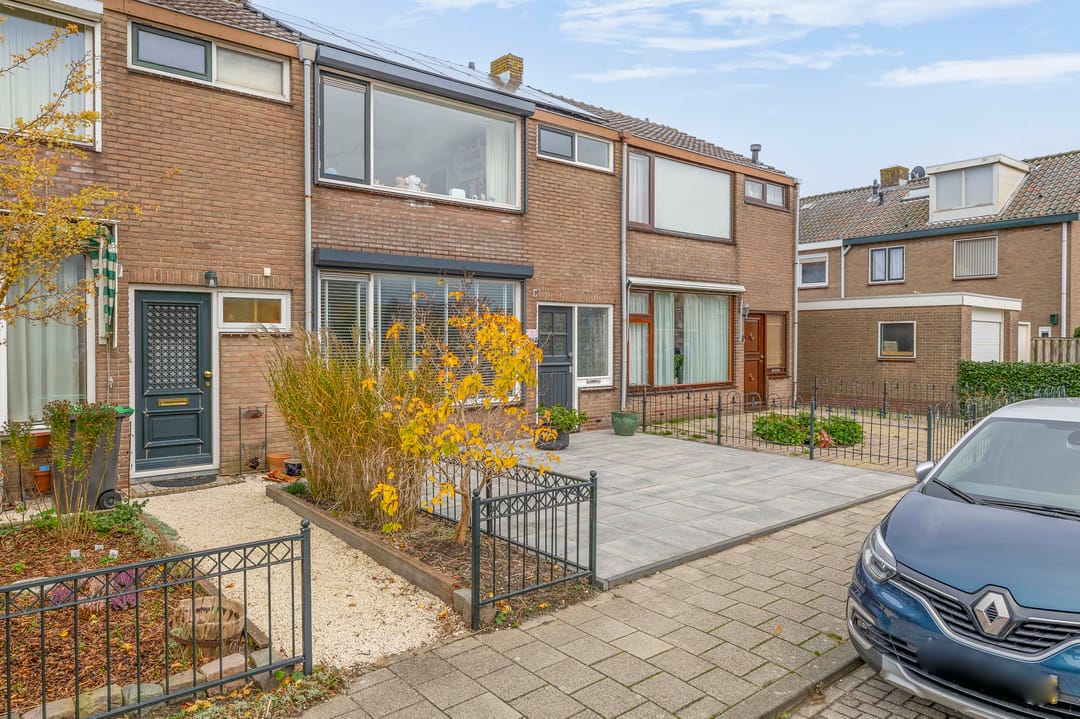 Photo 7 of Mr G Groen van Prinstererlaan 11