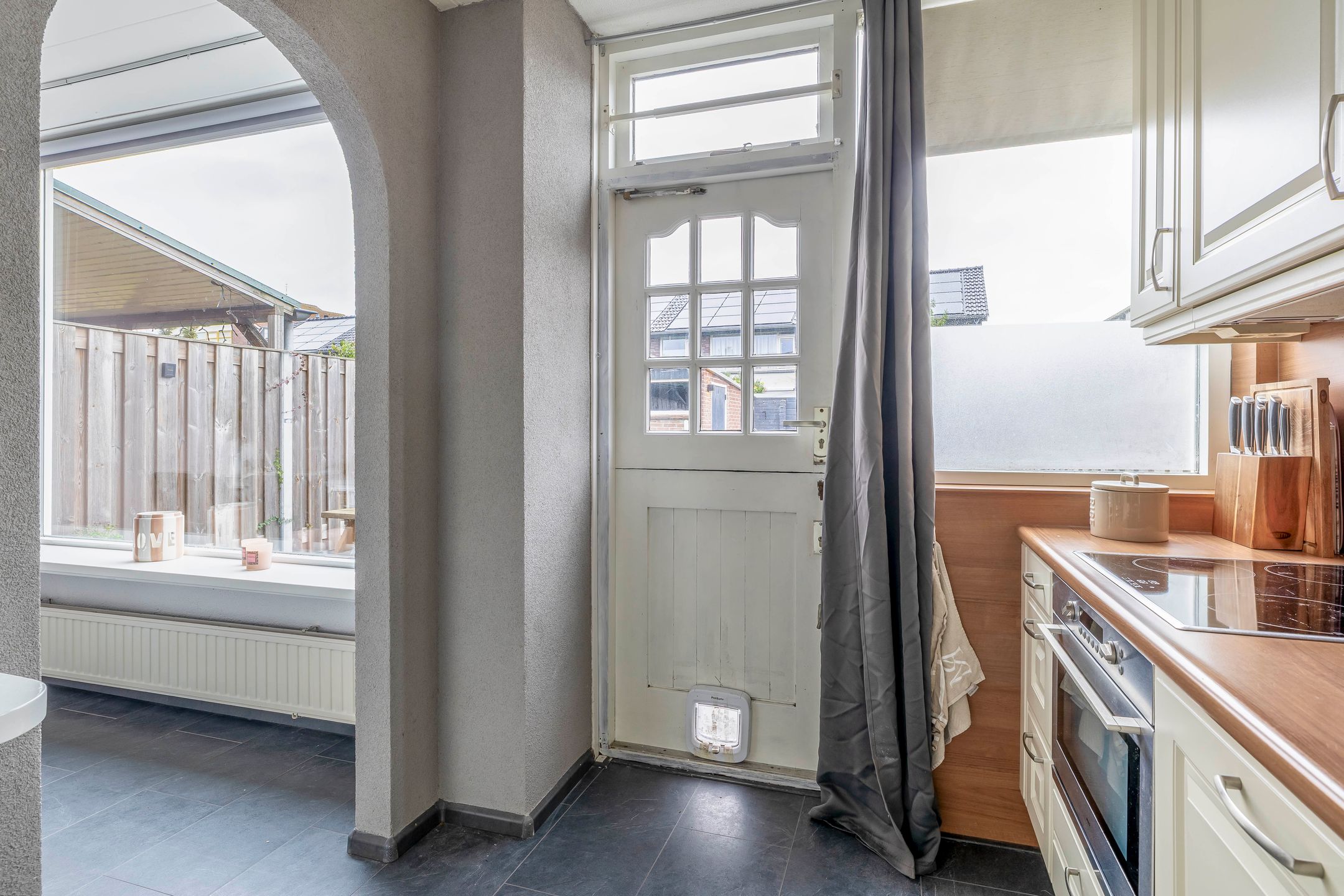 Photo 21 of Mr G Groen van Prinstererlaan 11