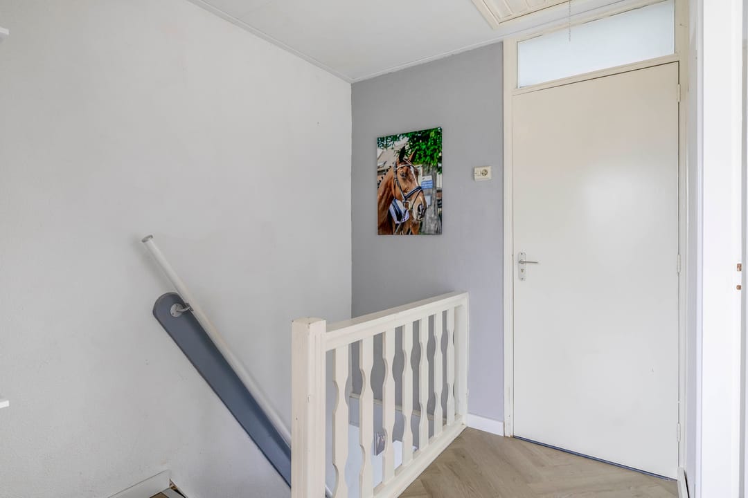 Photo 22 of Mr G Groen van Prinstererlaan 11