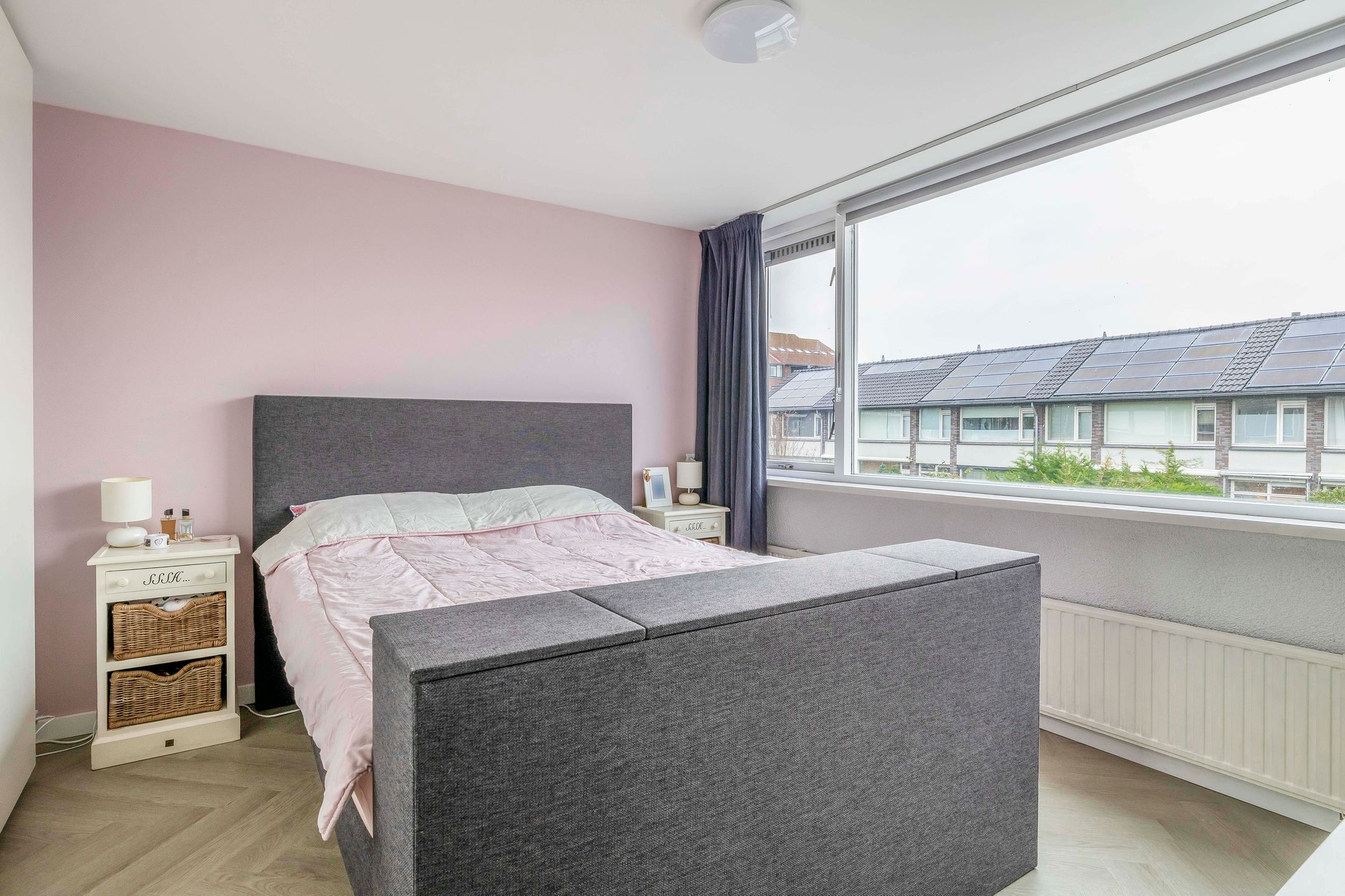 Photo 24 of Mr G Groen van Prinstererlaan 11