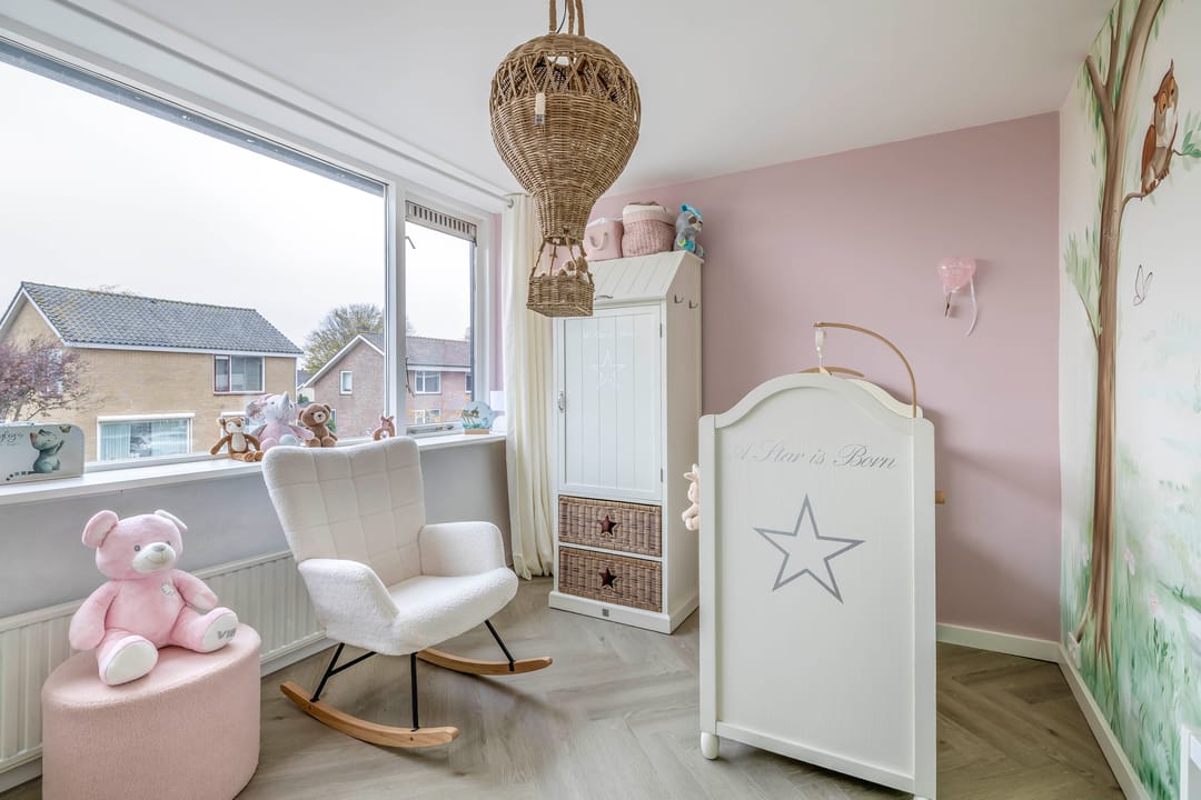 Photo 26 of Mr G Groen van Prinstererlaan 11