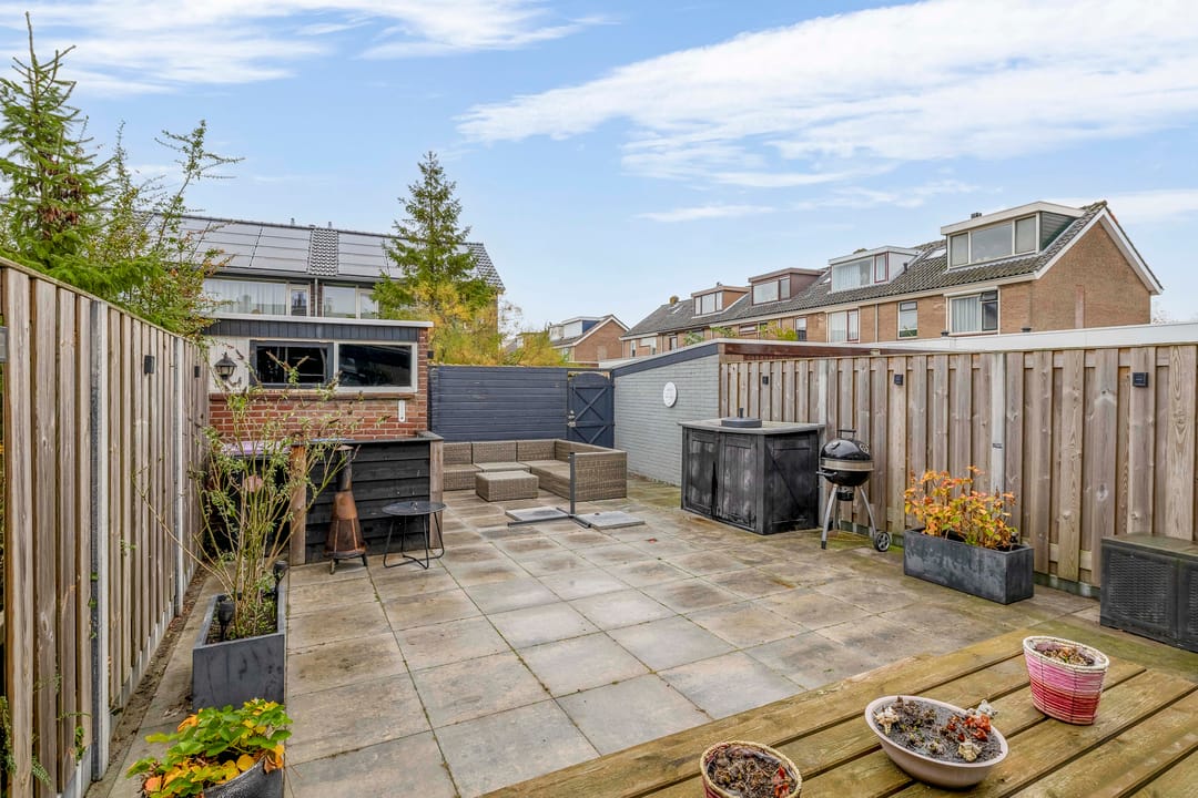 Photo 32 of Mr G Groen van Prinstererlaan 11