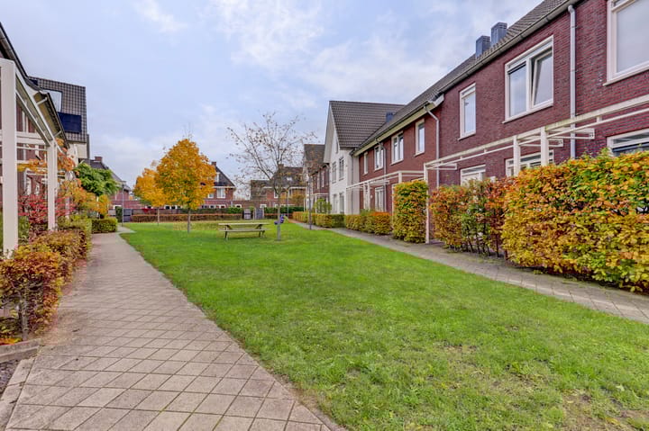 Foto 2 van Kamillestraat 10