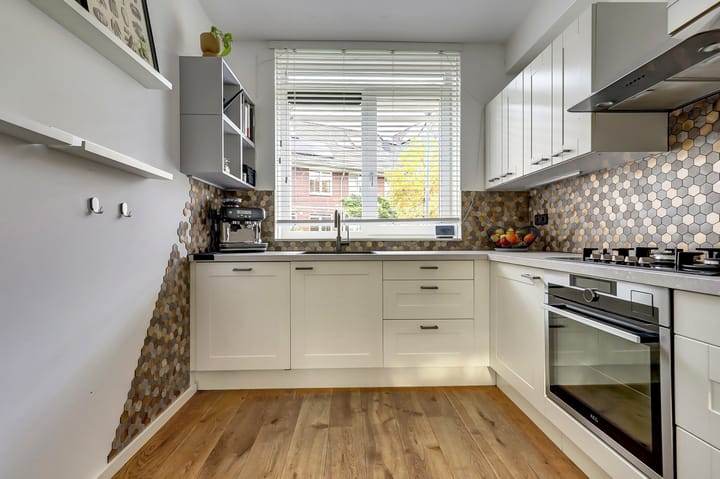 Foto 16 van Kamillestraat 10