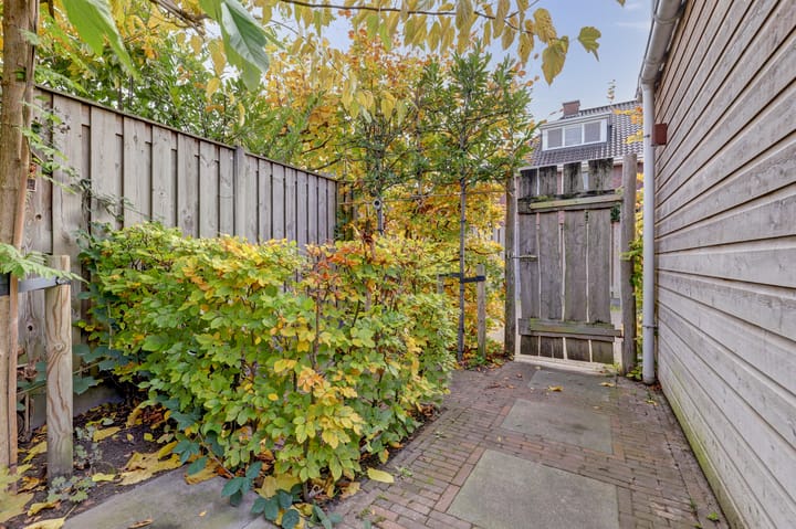 Foto 40 van Kamillestraat 10