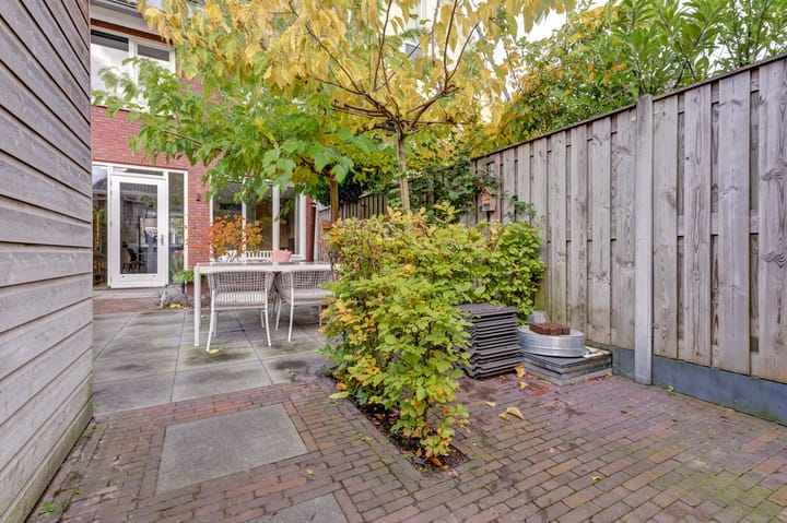 Foto 41 van Kamillestraat 10