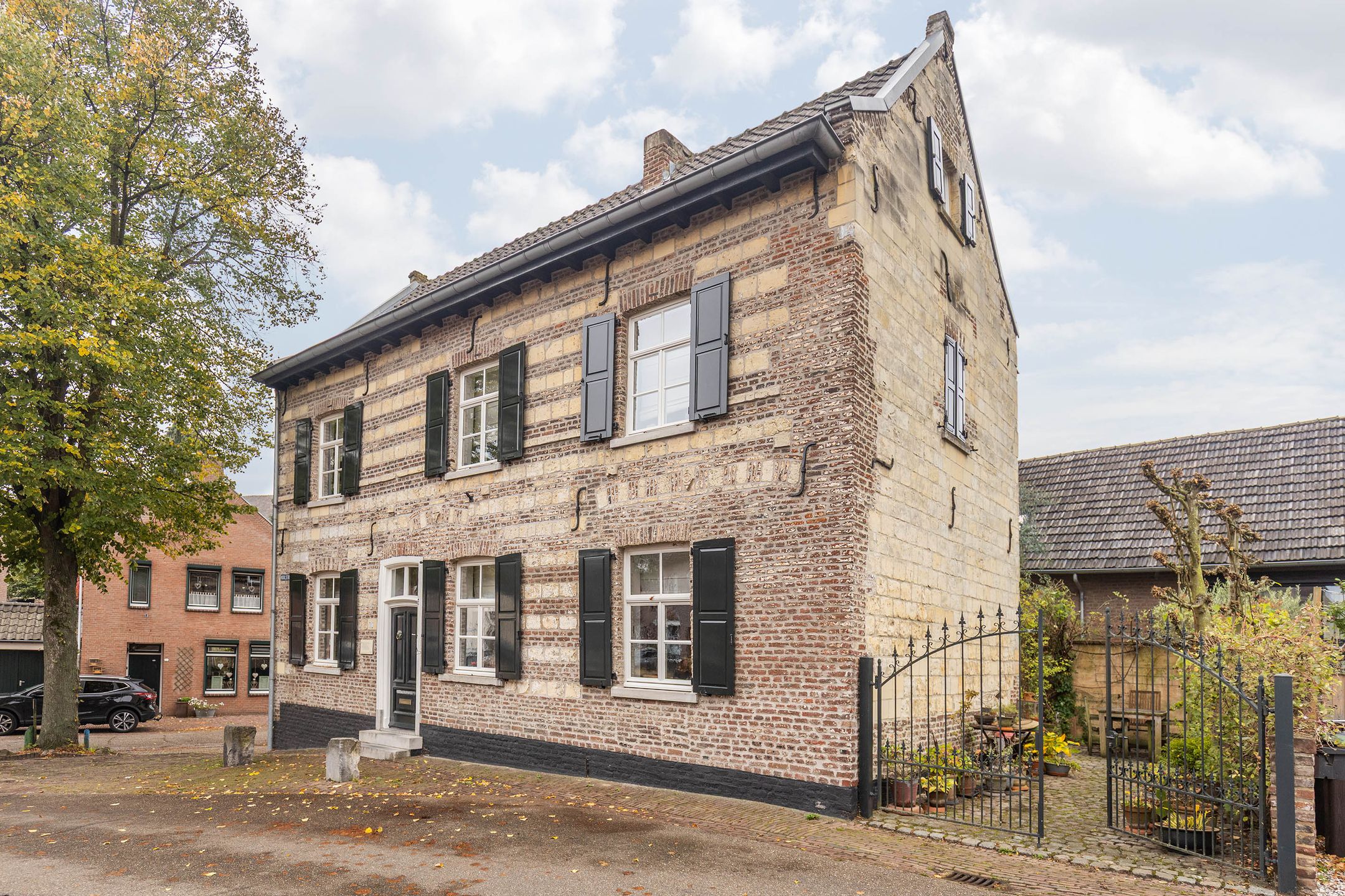 Foto 6 van Hoolstraat 1