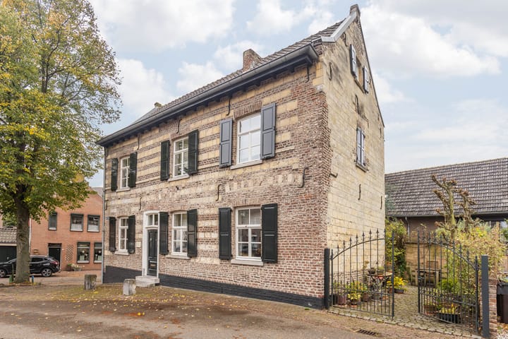 Foto 6 van Hoolstraat 1