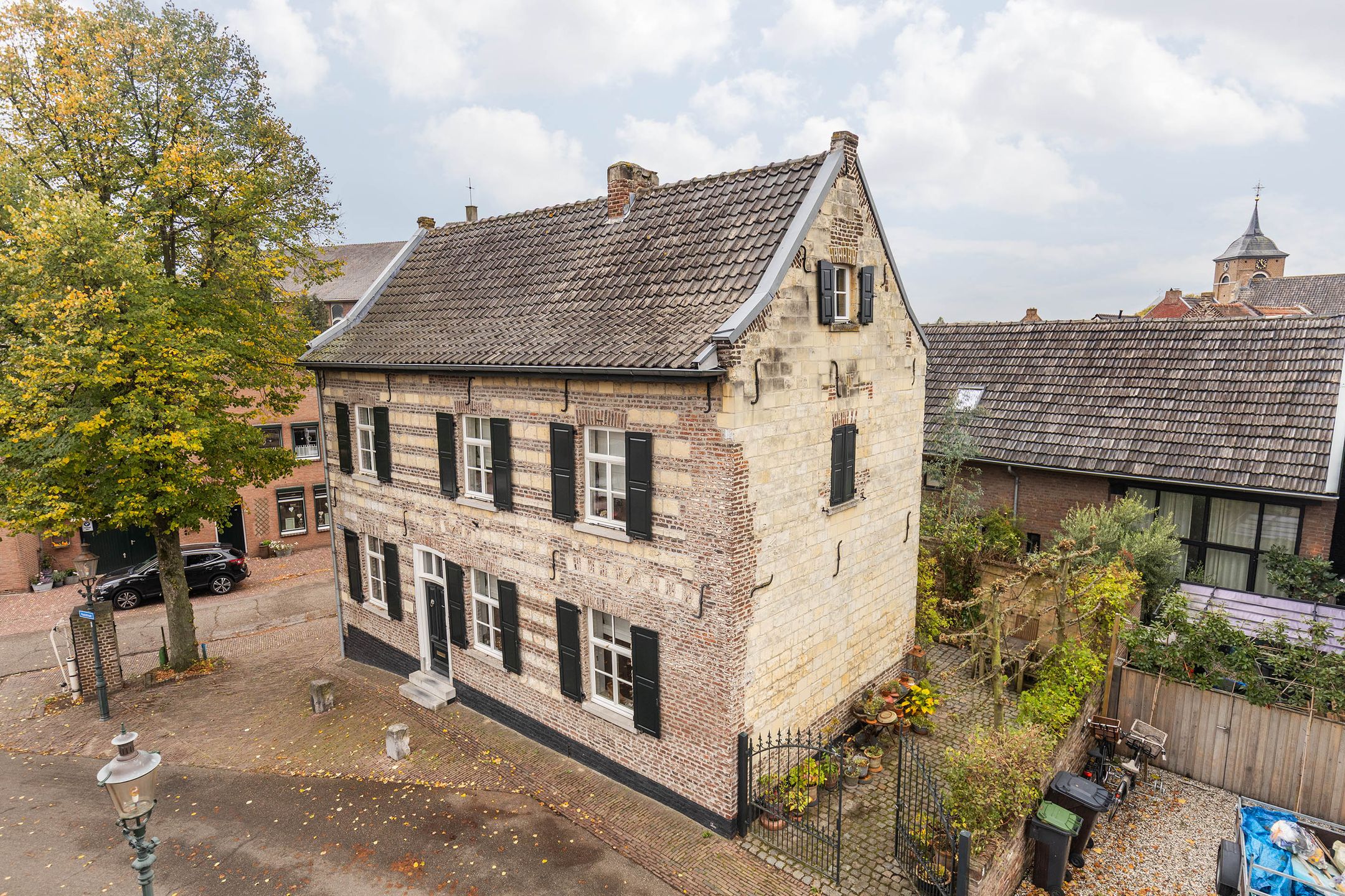 Foto 9 van Hoolstraat 1