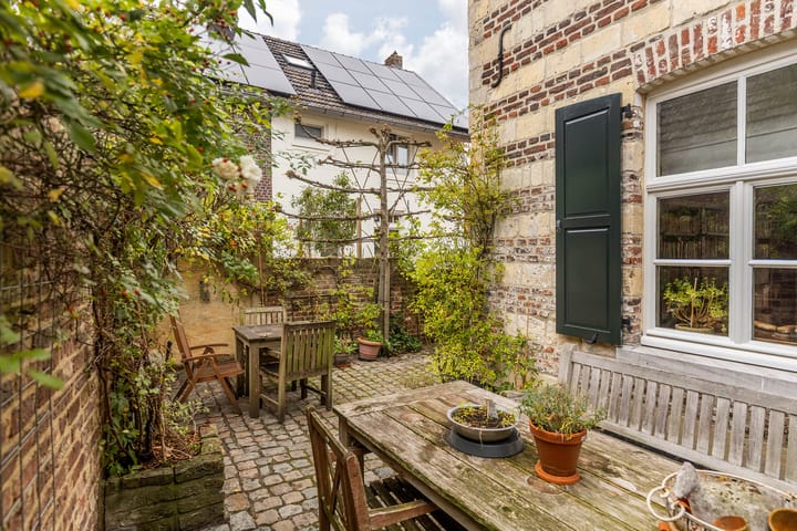 Foto 49 van Hoolstraat 1