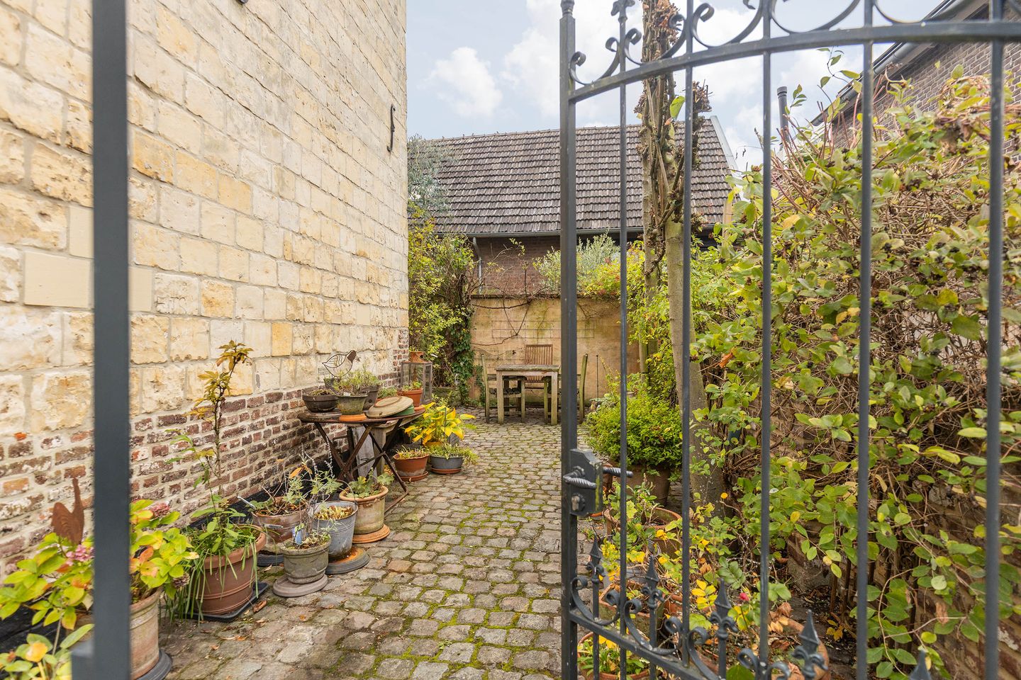 Foto 50 van Hoolstraat 1