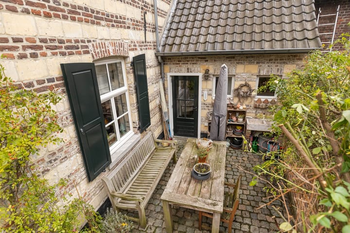 Foto 60 van Hoolstraat 1