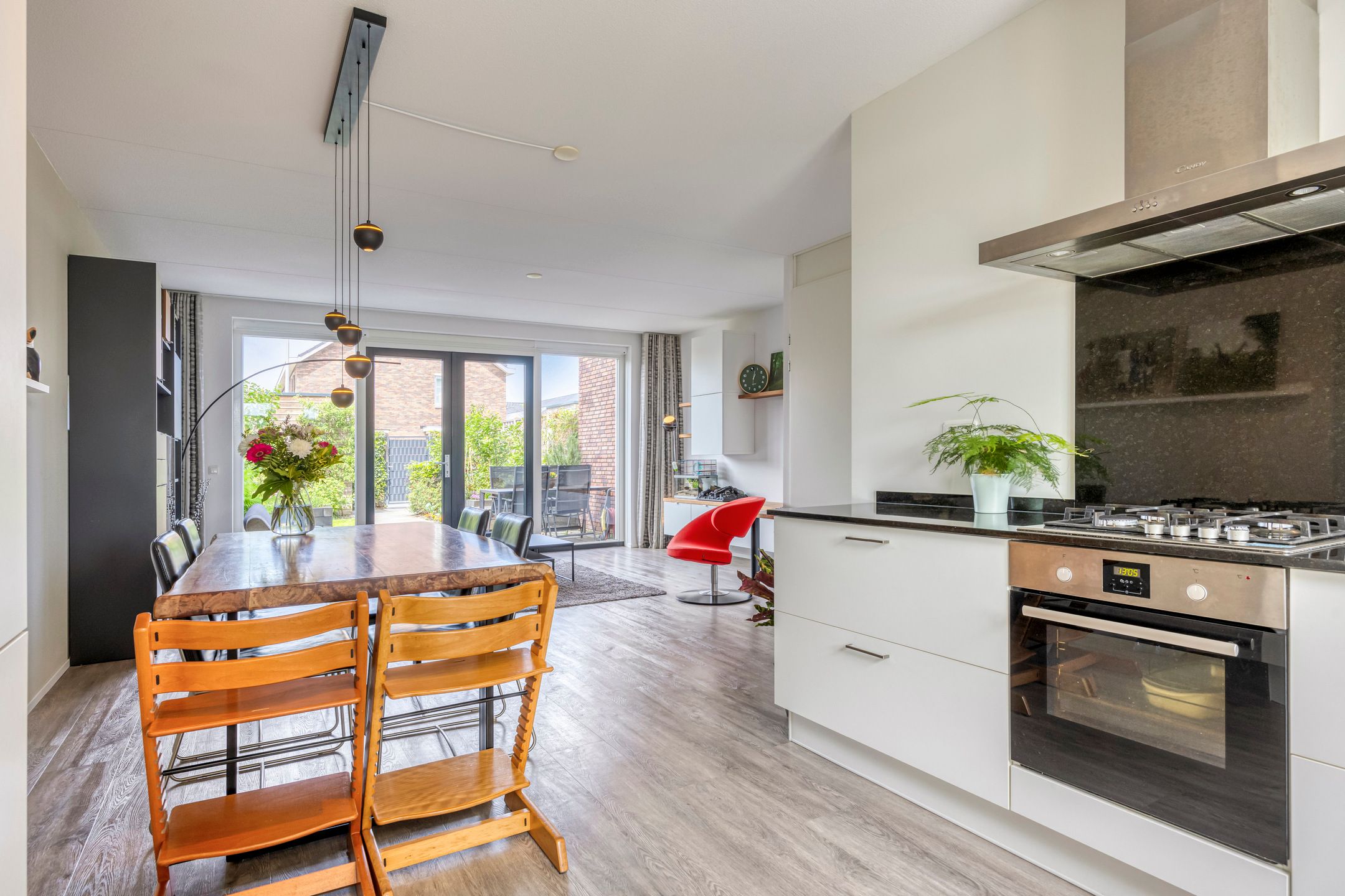 Foto 12 van Burgemeester van Dijkesingel 6