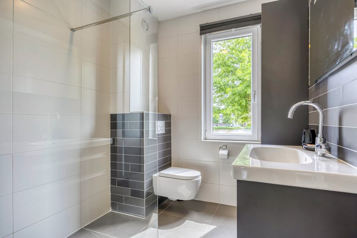 Photo 16 of Burgemeester van Dijkesingel 6