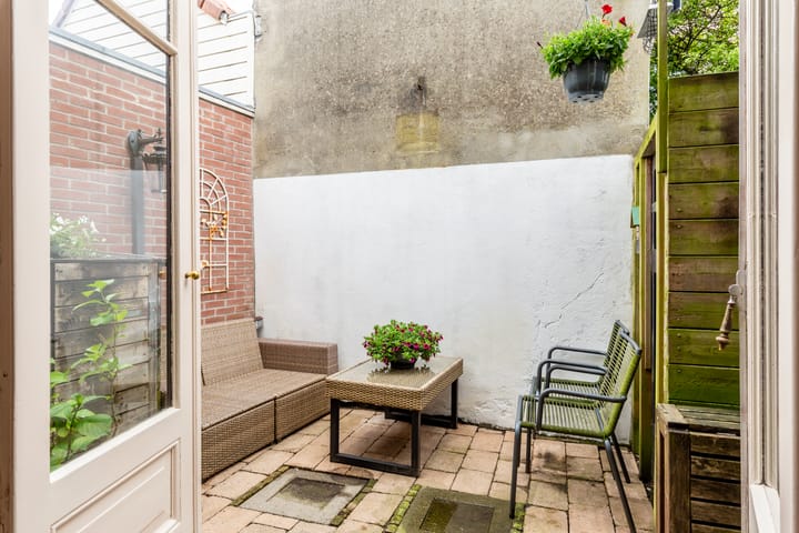 Foto 10 van Bloemertstraat 5