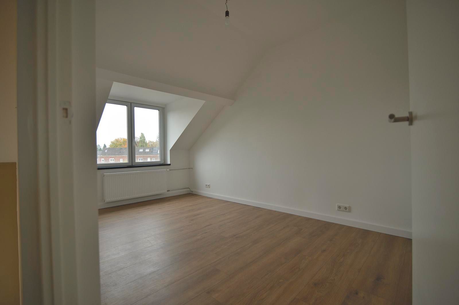 Foto 51 van Schaesbergerstraat 114