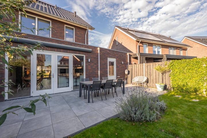 Photo 39 of Kievit 56